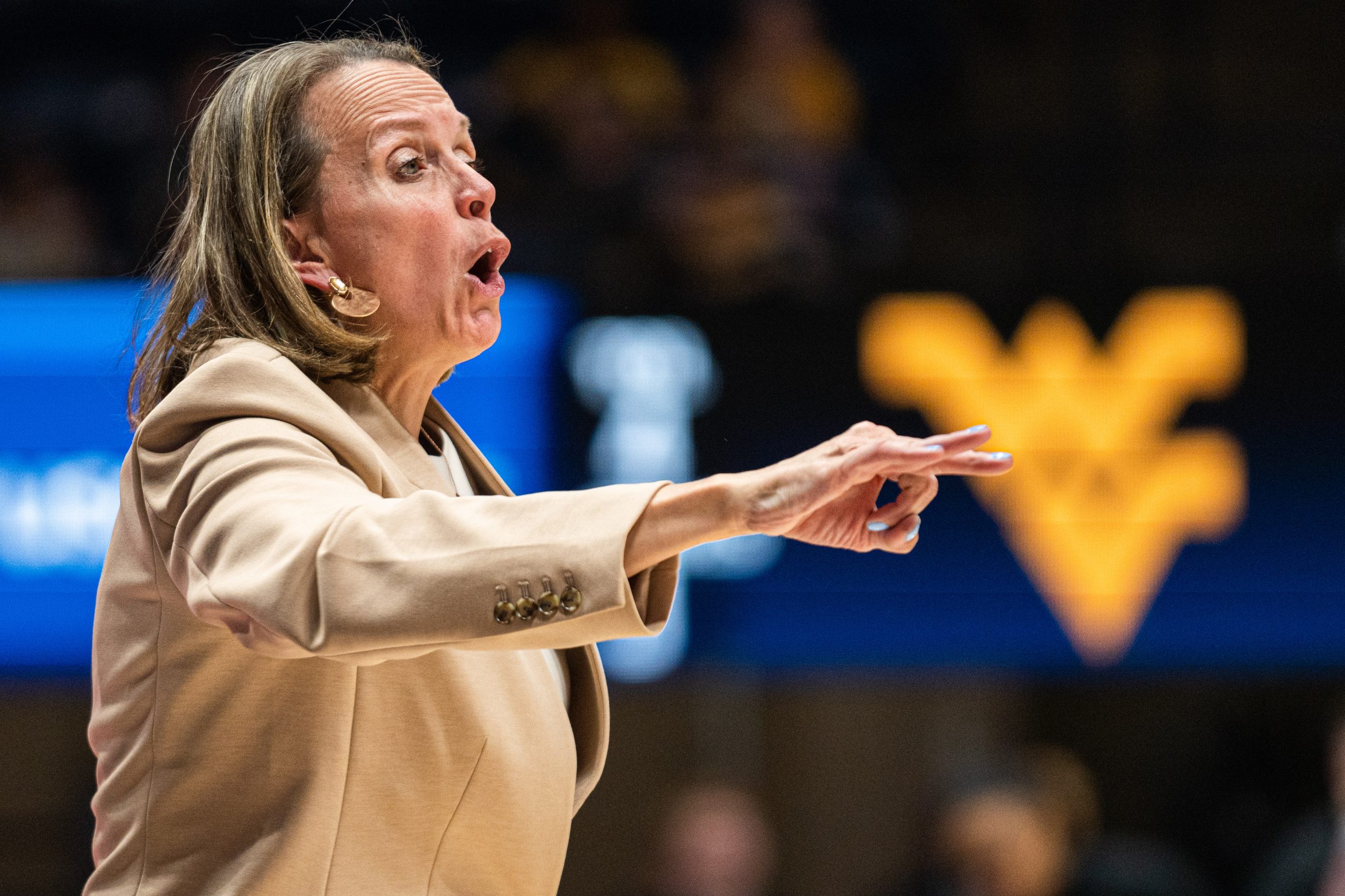 Dawn Plitzuweit leaves WVU to become next women's hoops coach at Minnesota